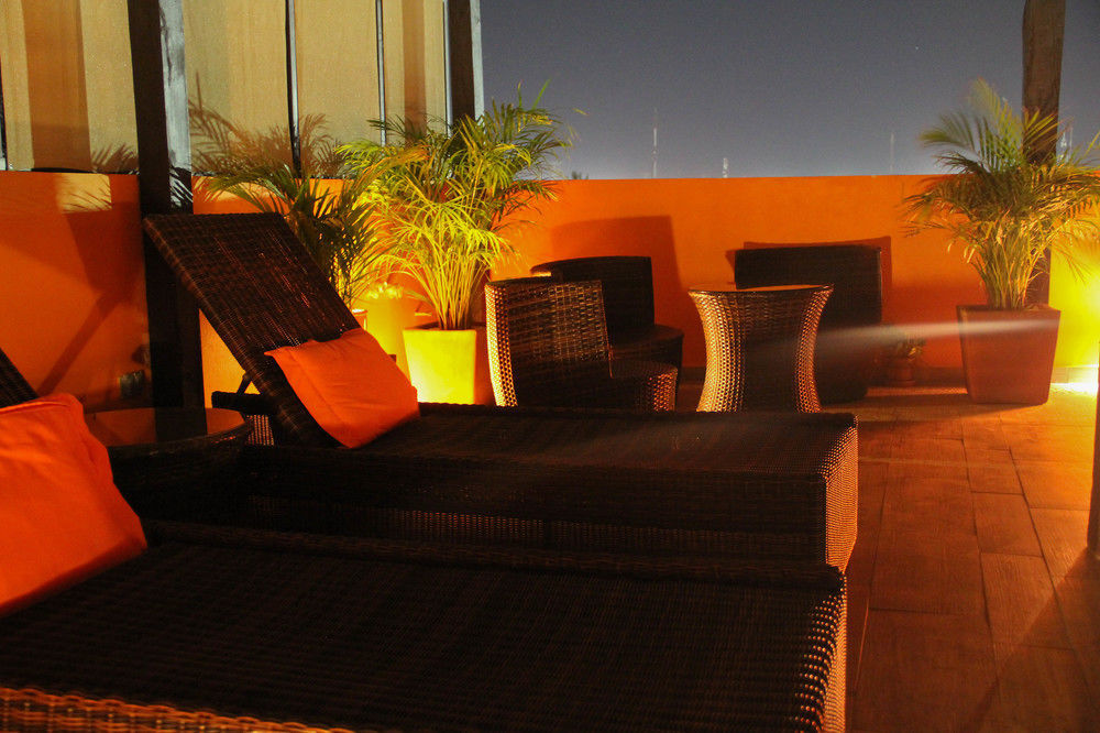 La Galeria By Bunik Hotel Playa del Carmen Exterior photo